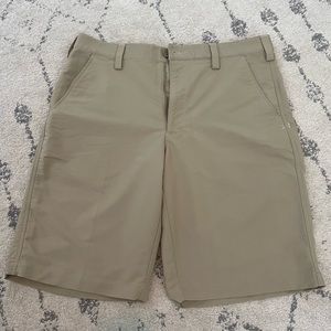 Men’s under armor golf shorts